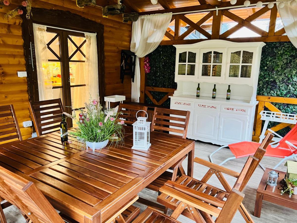 Villa Kuca Za Odmor Carolija Jastrebarsko Exterior foto